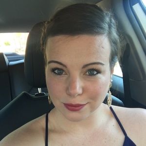 Meet your Posher, Natalie